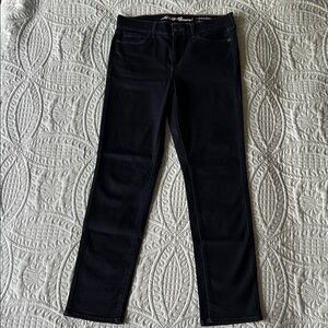 Eddie Bauer Women's Slim Slightly Curvy Straight Leg Jeans, Specially Dyed, Sz10